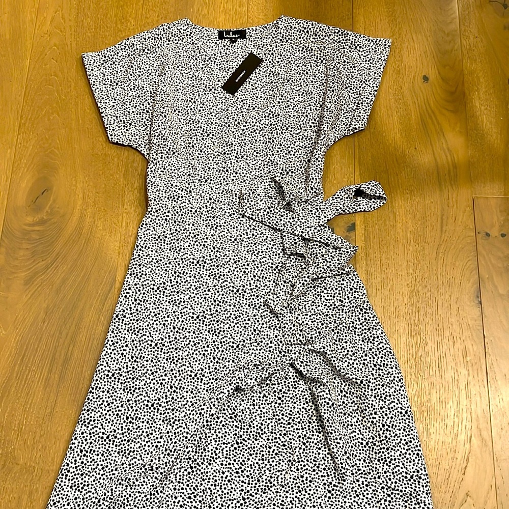 Black and white wrap dress